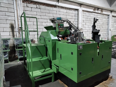 合模機套裝(zhuāng)